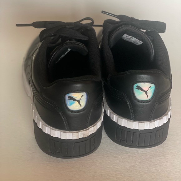 Puma Cali Glow tennis shoes! Women’s size 7. - Picture 6 of 8